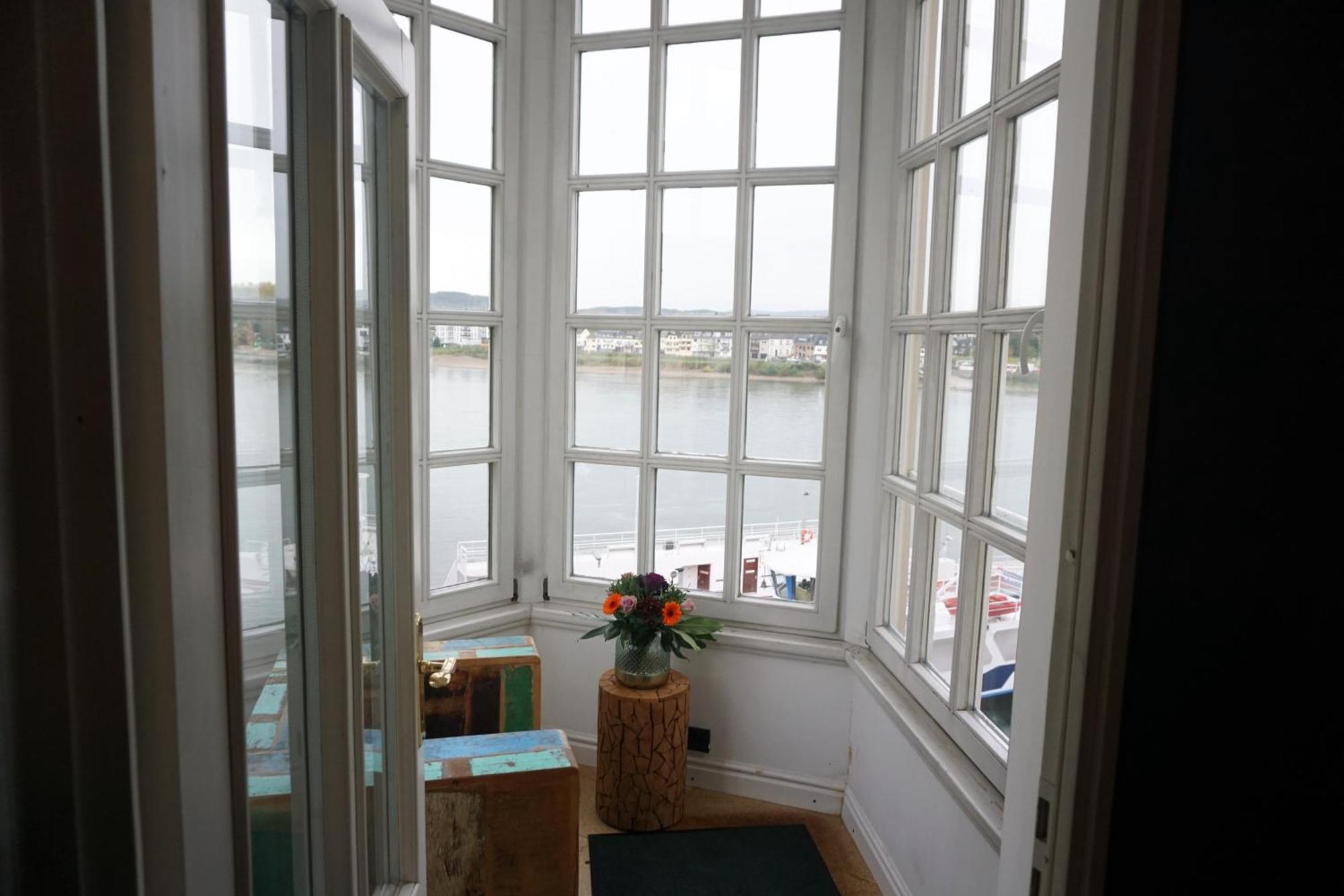Hotel Bucheneck ลินซ์ อัม ไรน์ ภายนอก รูปภาพ