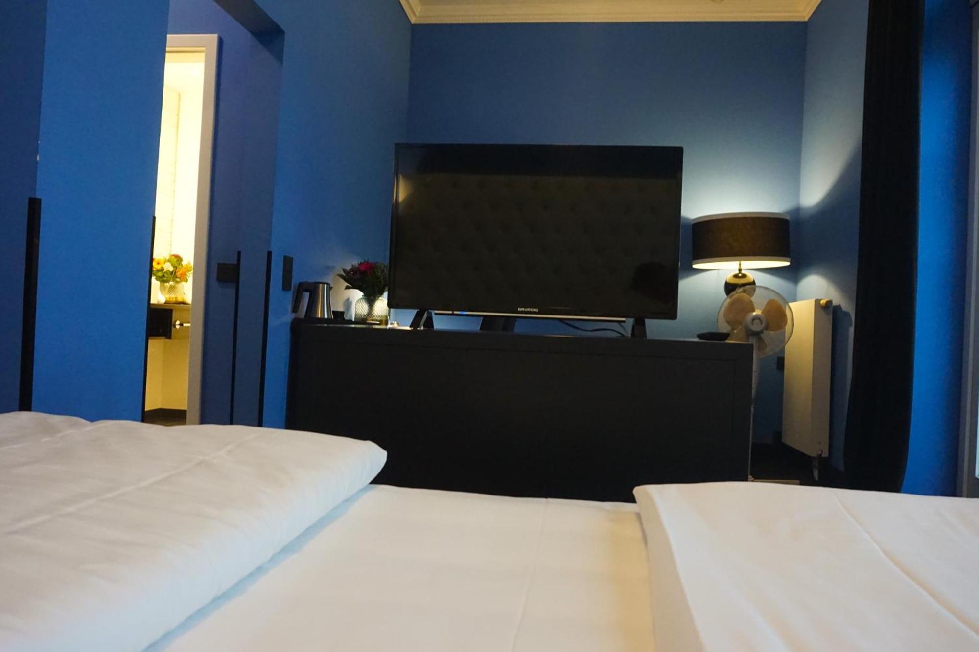 Hotel Bucheneck ลินซ์ อัม ไรน์ ภายนอก รูปภาพ