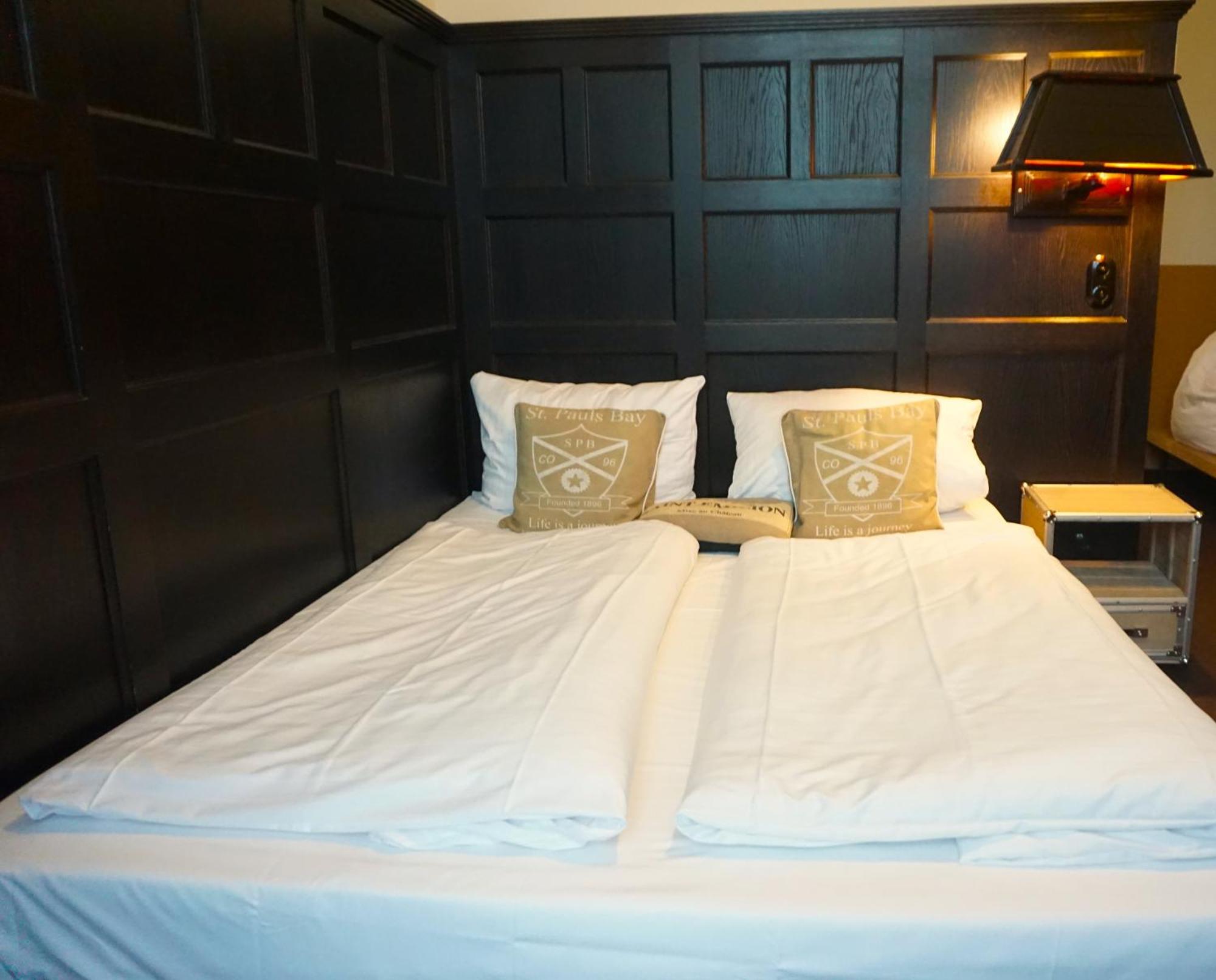 Hotel Bucheneck ลินซ์ อัม ไรน์ ภายนอก รูปภาพ