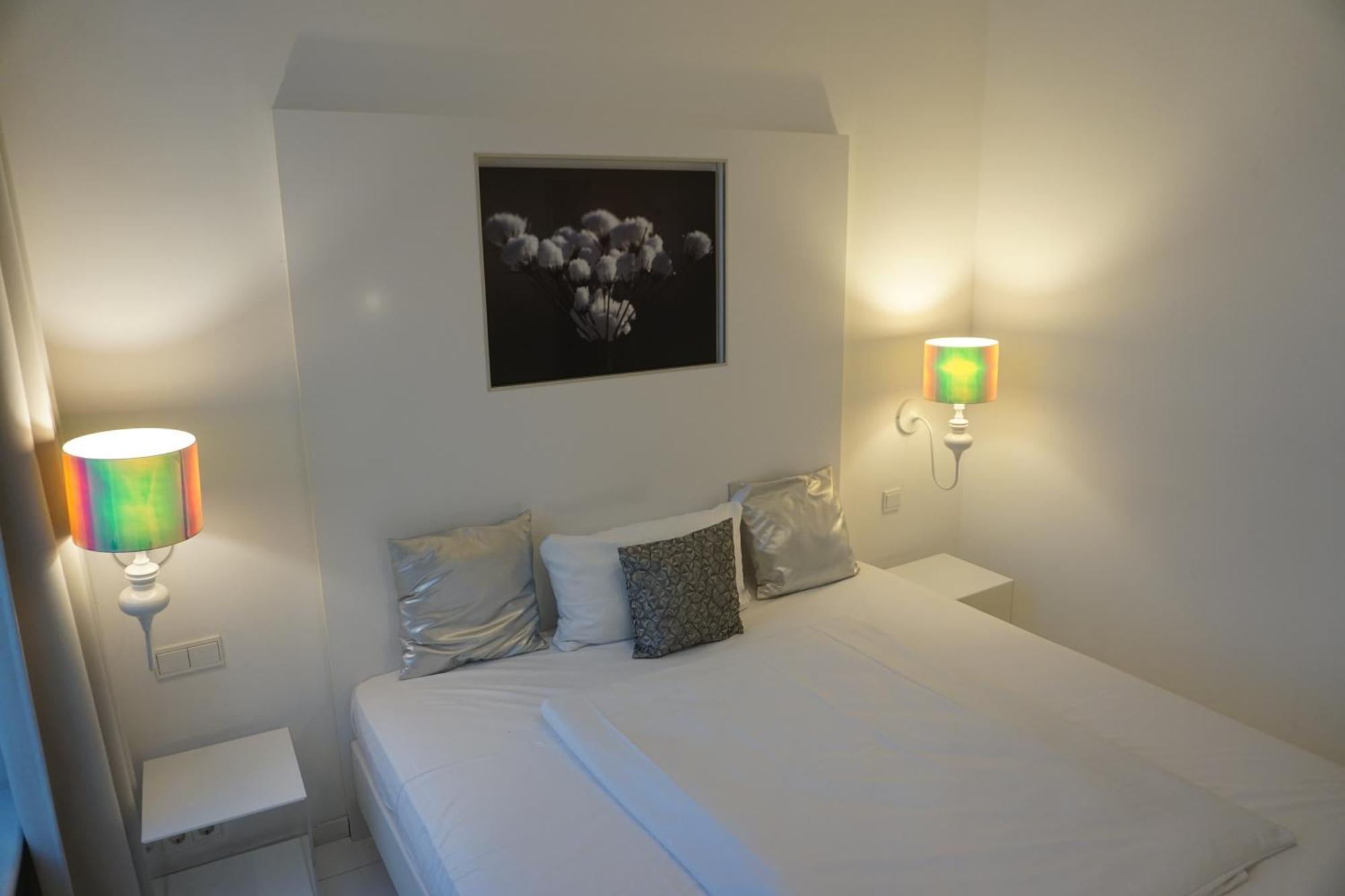 Hotel Bucheneck ลินซ์ อัม ไรน์ ภายนอก รูปภาพ